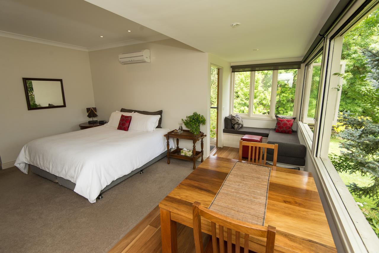 Bed and Breakfast Hollyhock Macedon Exterior foto